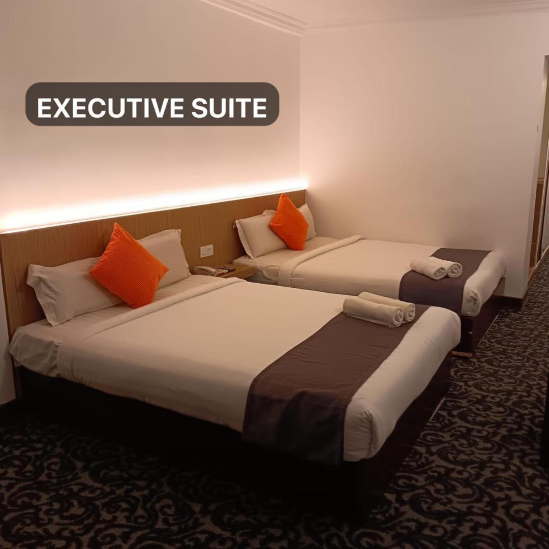 Go Lodge Hotel Kuantan Exterior photo